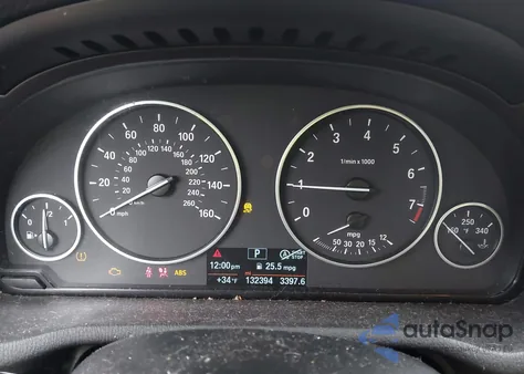 2015 BMW X3 xDrive28I z USA, uszkodzony, nr VIN 5UXWX9C54F0D45429